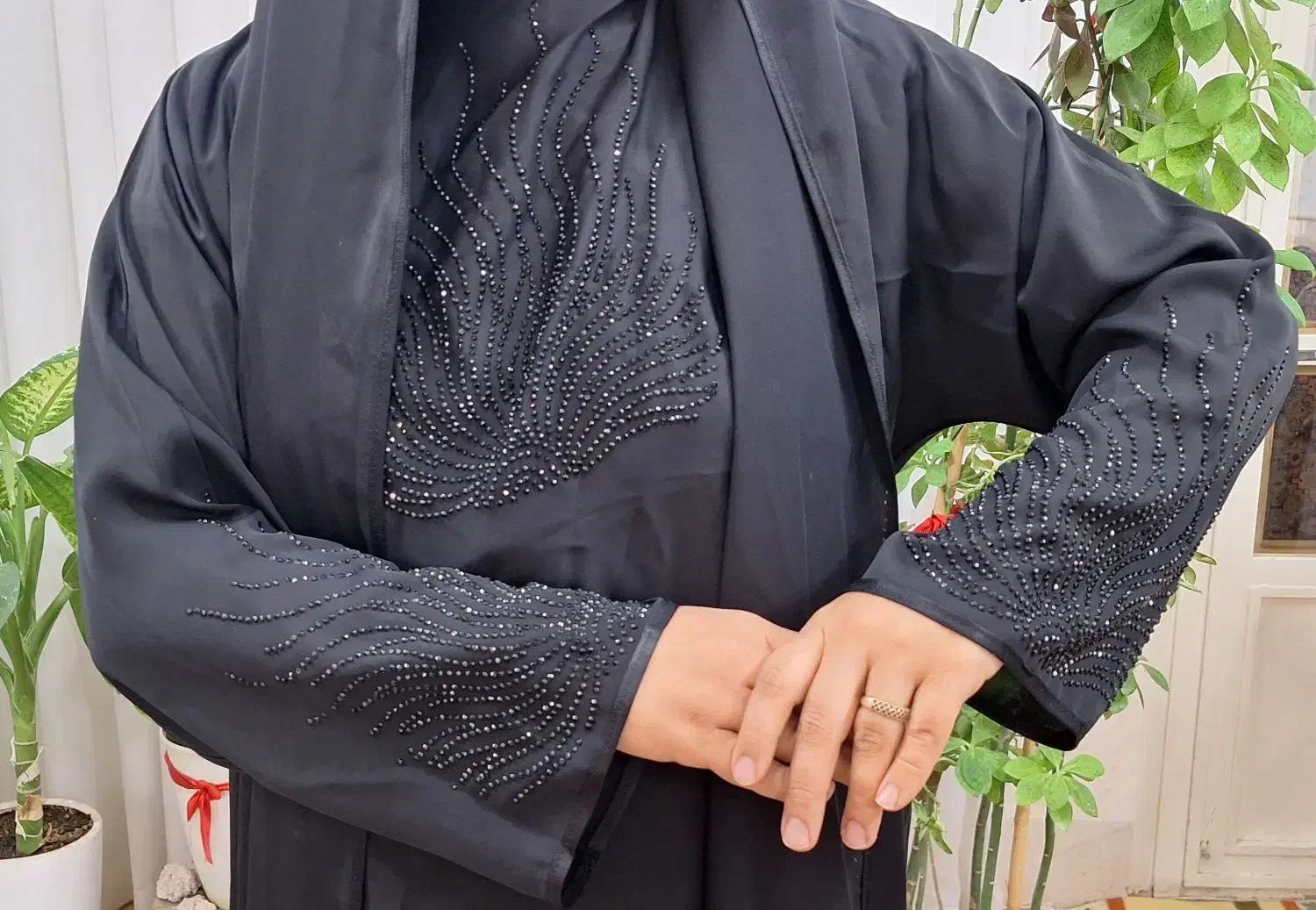 چادر شالی مشکی .جلو زیپ دار و نگین دار|لباس|قم, هفت تیر|دیوار