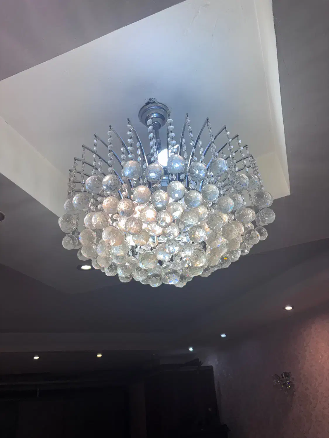 لوستر کریستالی همراه با ۲عدد لوستر دیواری|لوستر و چراغ آویز|کرج, گلشهر|دیوار