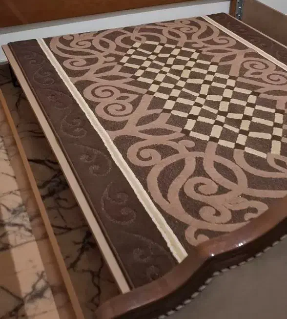 گلیم فرش|گلیم، جاجیم، گبه|اقبالیه, |دیوار