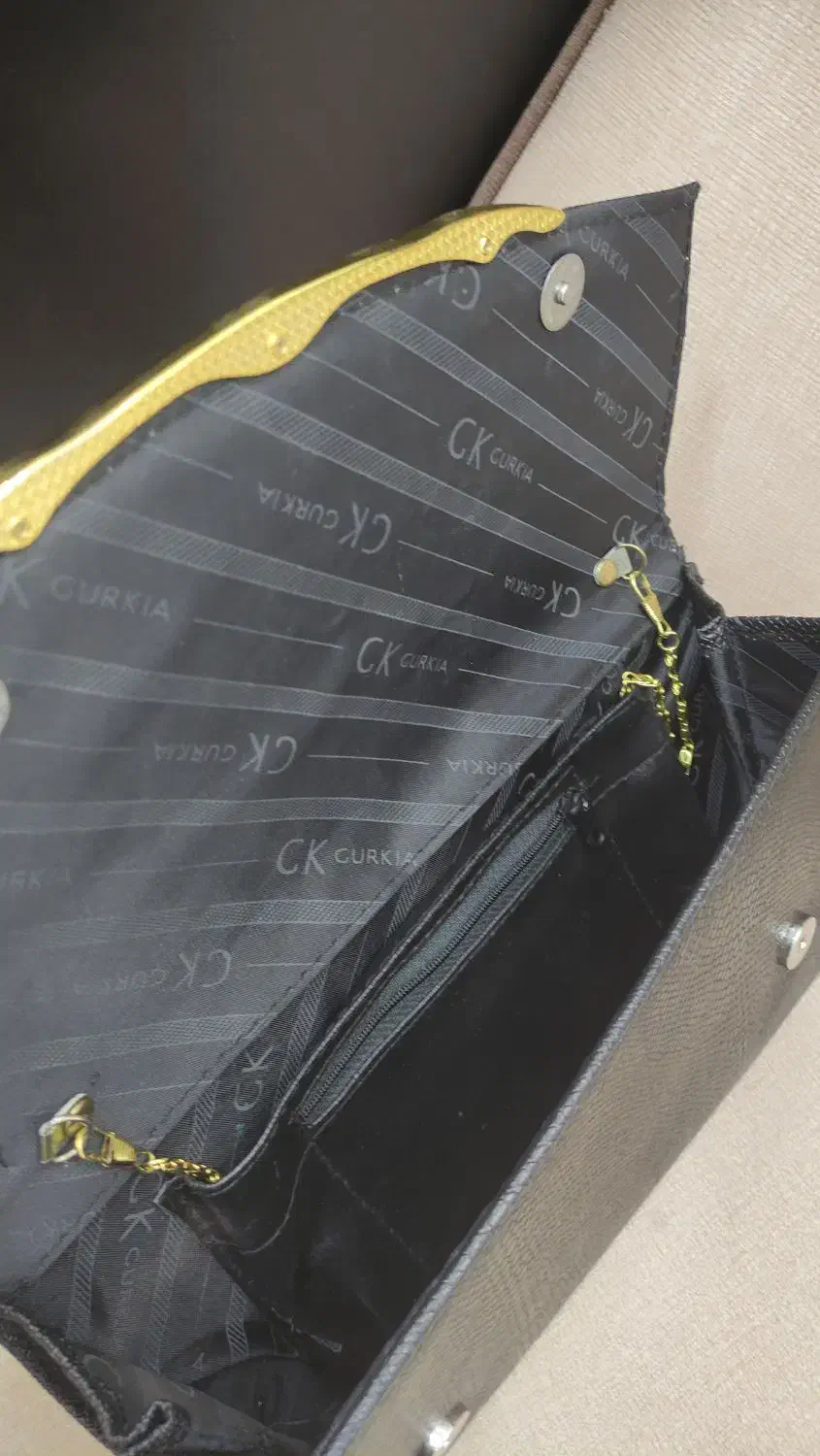 کیف و کفش مجلسی|کیف، کفش، کمربند|بروجرد, |دیوار