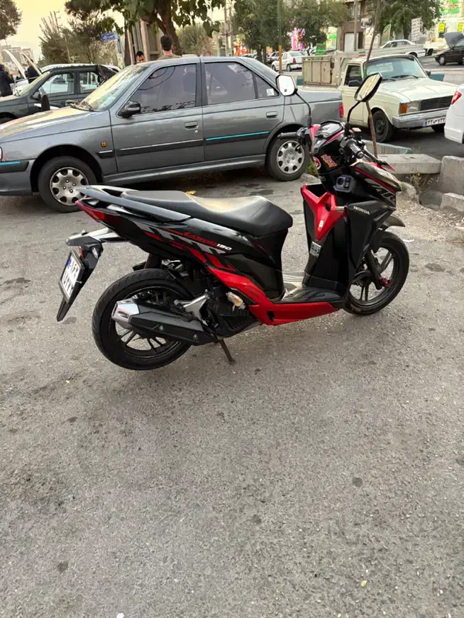 واریو ۱۵۰|موتورسیکلت|تهران, تهرانپارس غربی|دیوار