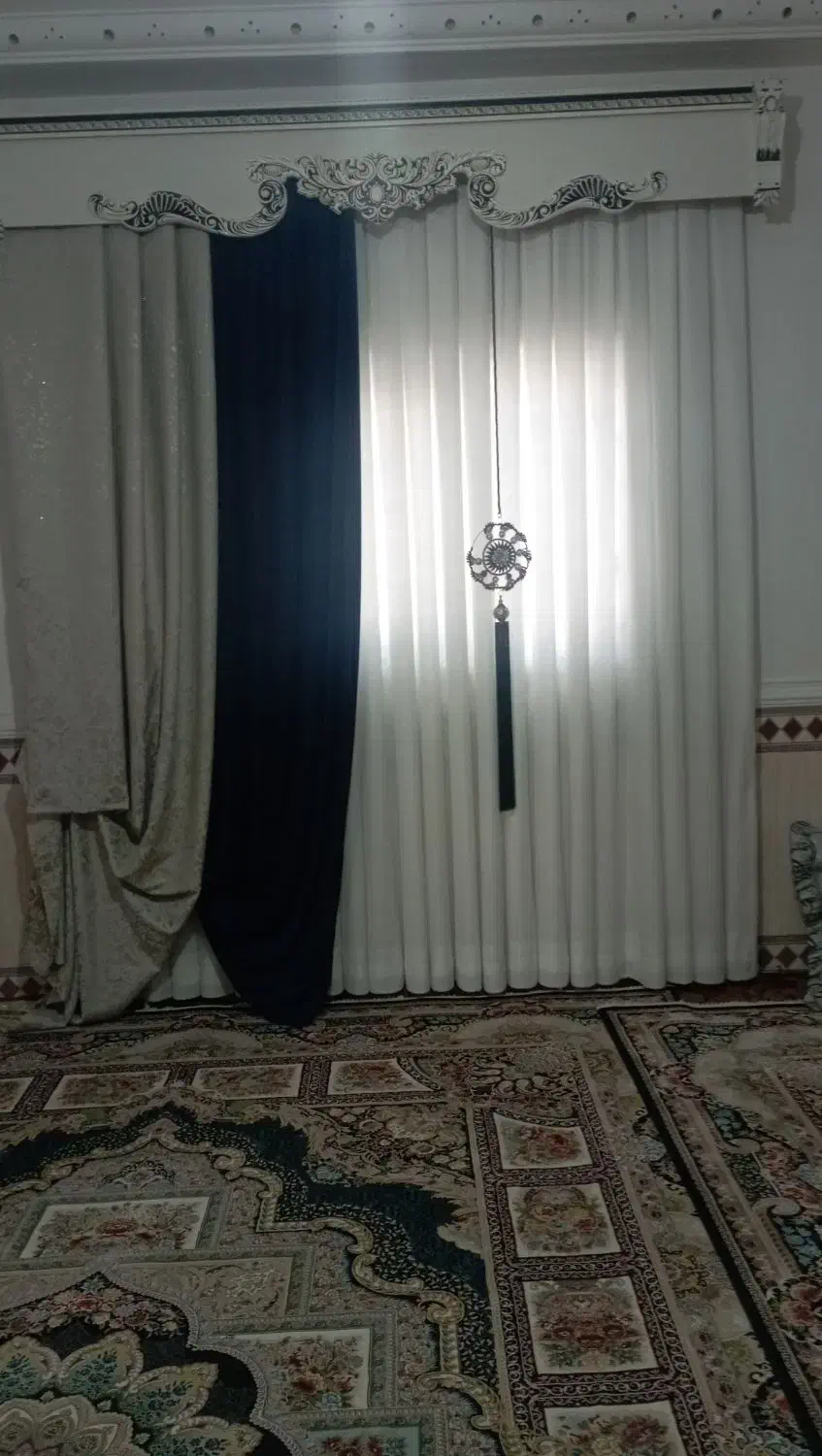 دو عدد پرده در حد نو وتمیز|پرده، رانر، رومیزی|سنگدوین, |دیوار