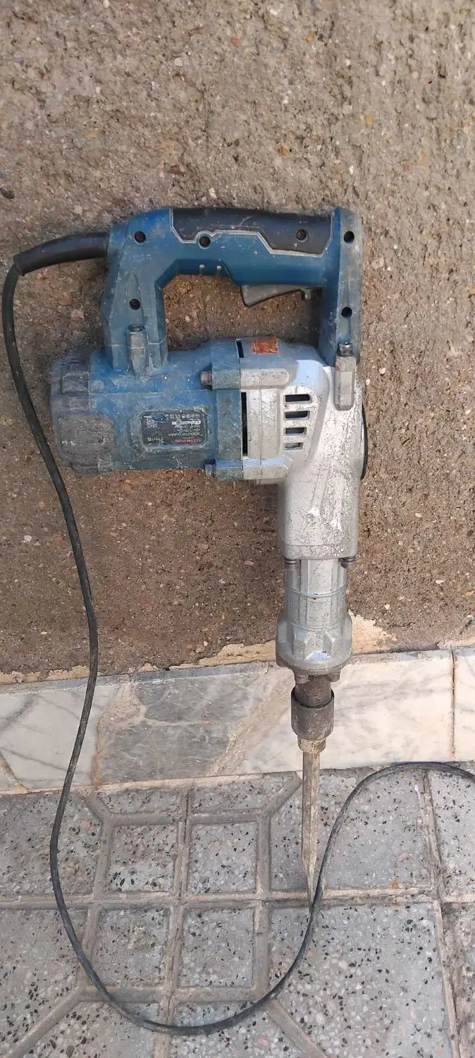 التی|ابزارآلات|قائن, |دیوار