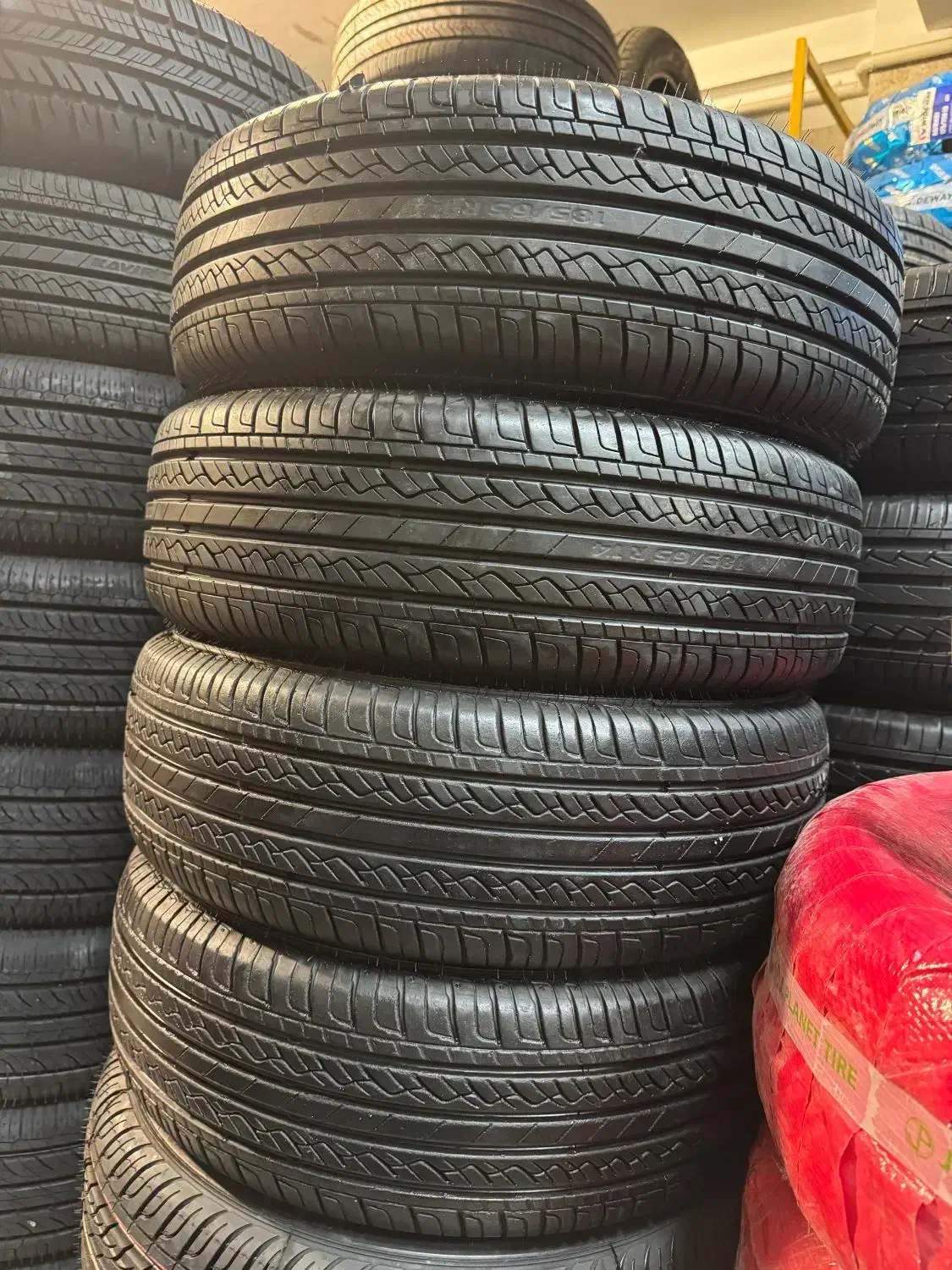 لاستیک کویر تایر ۱۸۵/۶۵/۱۴ زیرصفری|قطعات یدکی و لوازم جانبی|کرج, مجتمع صنفی صنعتی|دیوار