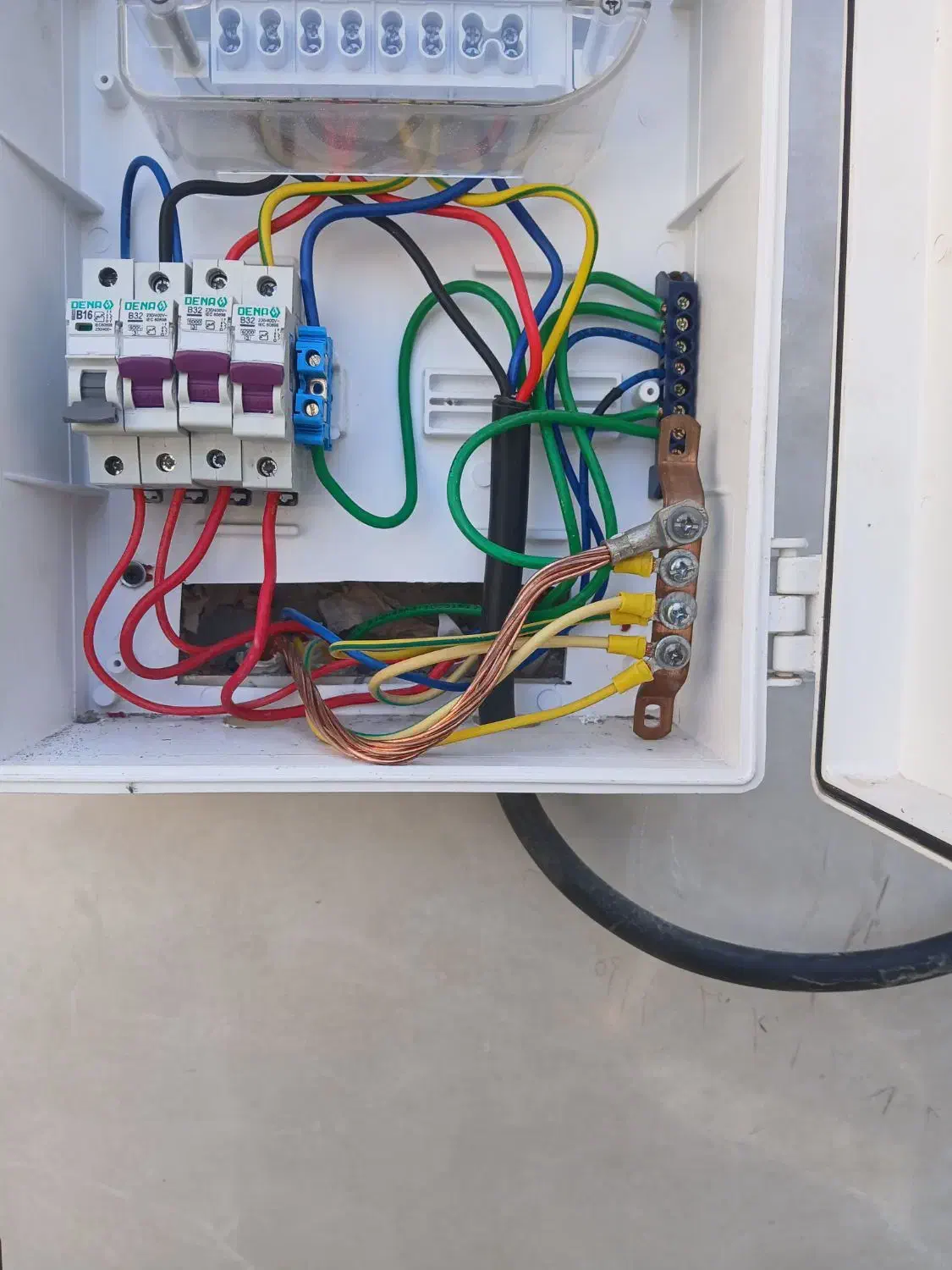 برقکاری ساختمان|خدمات پیشه و مهارت|رودسر, |دیوار