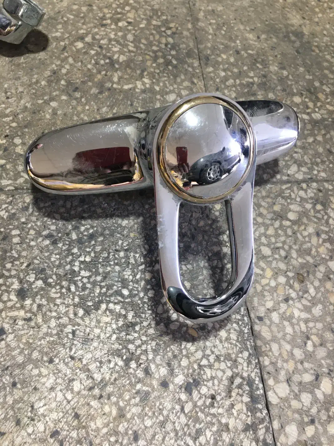 شیرالات|لوازم سرویس بهداشتی|شیراز, فرگاز|دیوار