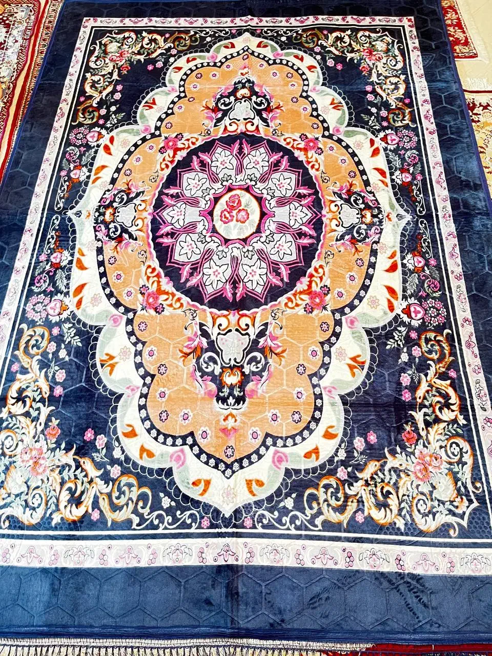 پتو فرش 6متری|رختخواب، بالش، پتو|خرمآباد, |دیوار