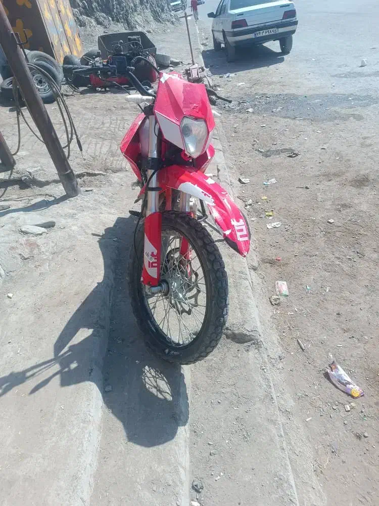 موتور سیکلت|موتورسیکلت|مینان, |دیوار