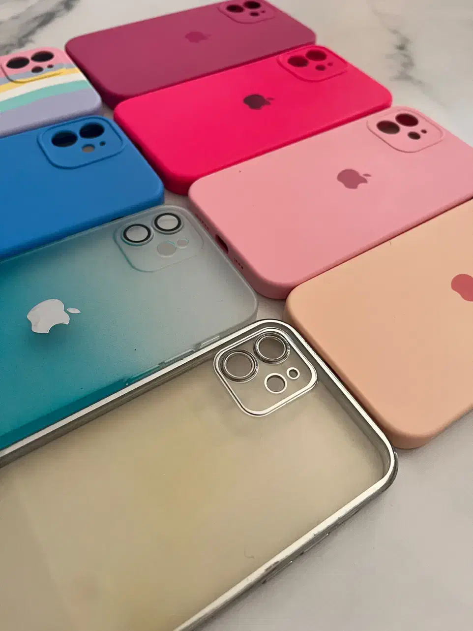 قاب،کاور،گارد آیفون ۱۲|لوازم جانبی موبایل و تبلت|همدان, |دیوار