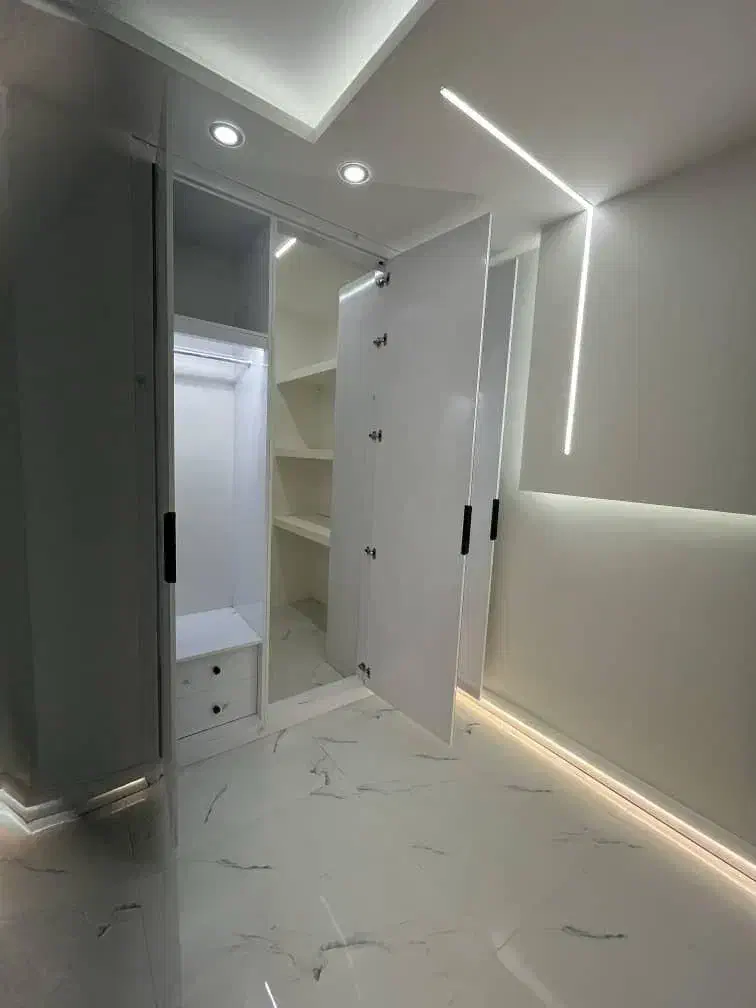 اداری ۹۵ متری با پارکینگ لوکس خ محتشم کاشانی|فروش دفتر کار، اتاق اداری، مطب|اصفهان, حسینآباد|دیوار