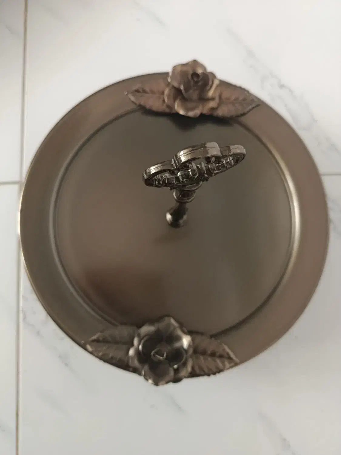 شیرینی خوری زیبا وشیک ،رنگ گلدن رز ،|ظروف سرو و پذیرایی|قم, نیروگاه|دیوار