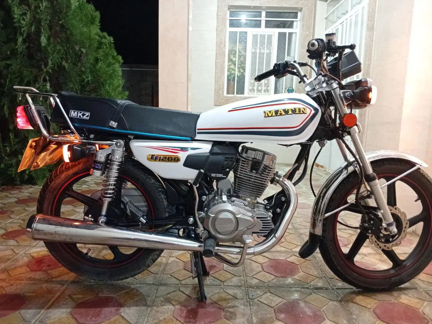 موتورسیکلت هندا۲۰۰ متین|موتورسیکلت|زنجان, |دیوار