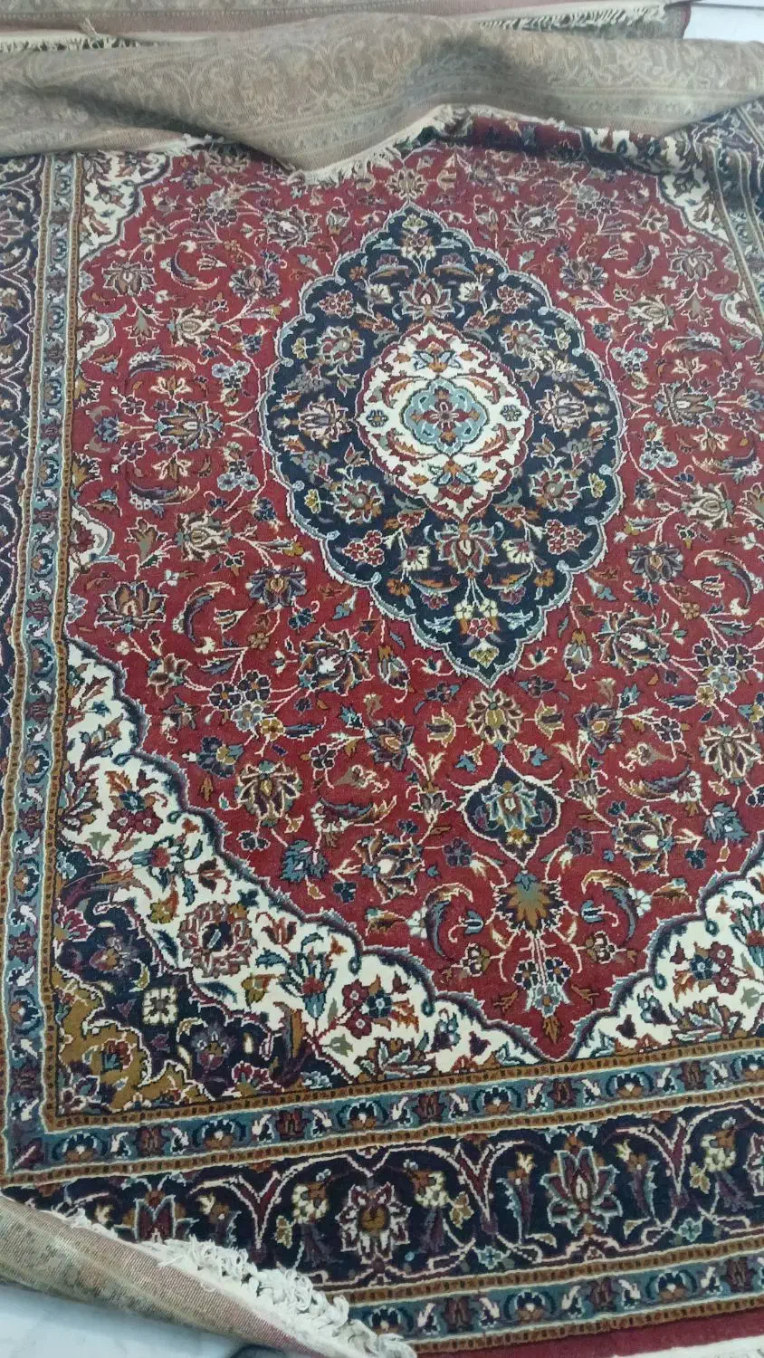 فرش قدیمی  سالم|فرش|بروجرد, |دیوار