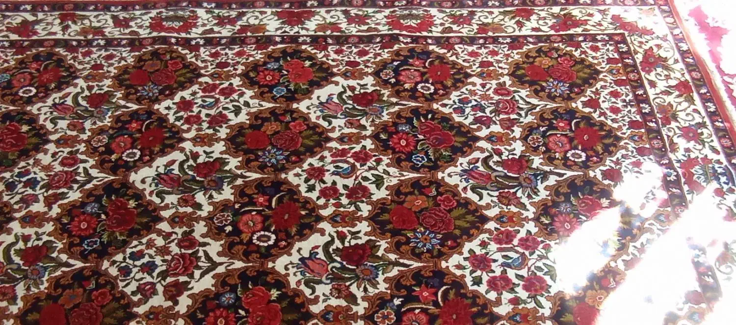 فروشی قالی|فرش|لاران, |دیوار