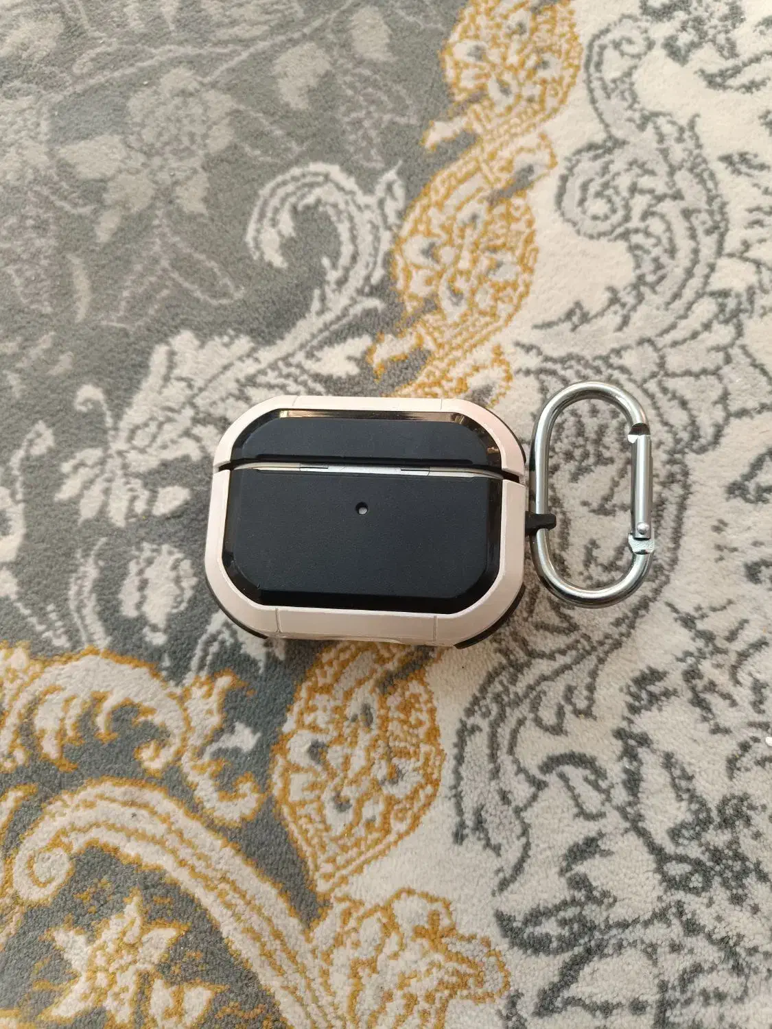 قاب ایرپاد اپل اصلی تمیز و درحدنو|لوازم جانبی موبایل و تبلت|مشهد, هفت تیر (نه دره)|دیوار