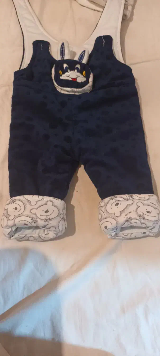 زمستانی نوزادی|کفش و لباس بچه|محمدشهر, همایون ویلا|دیوار