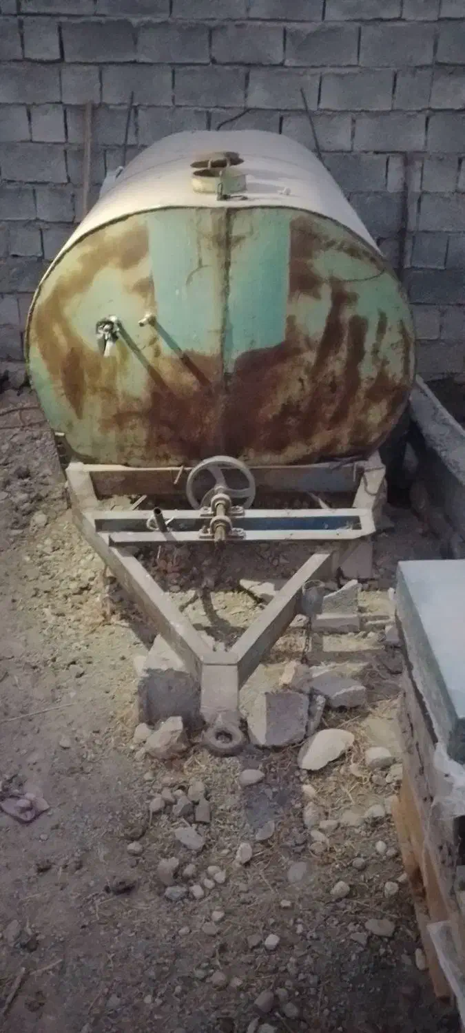 تانکر سمپاشی تراکتور با پومپ|ماشینآلات صنعتی|مراغه, |دیوار