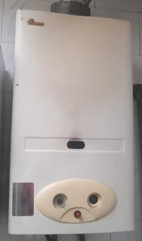 سالم در حد نو آبگرمکن ایرنشرق|آبگرمکن، پکیج، شوفاژ|خرمآباد, |دیوار