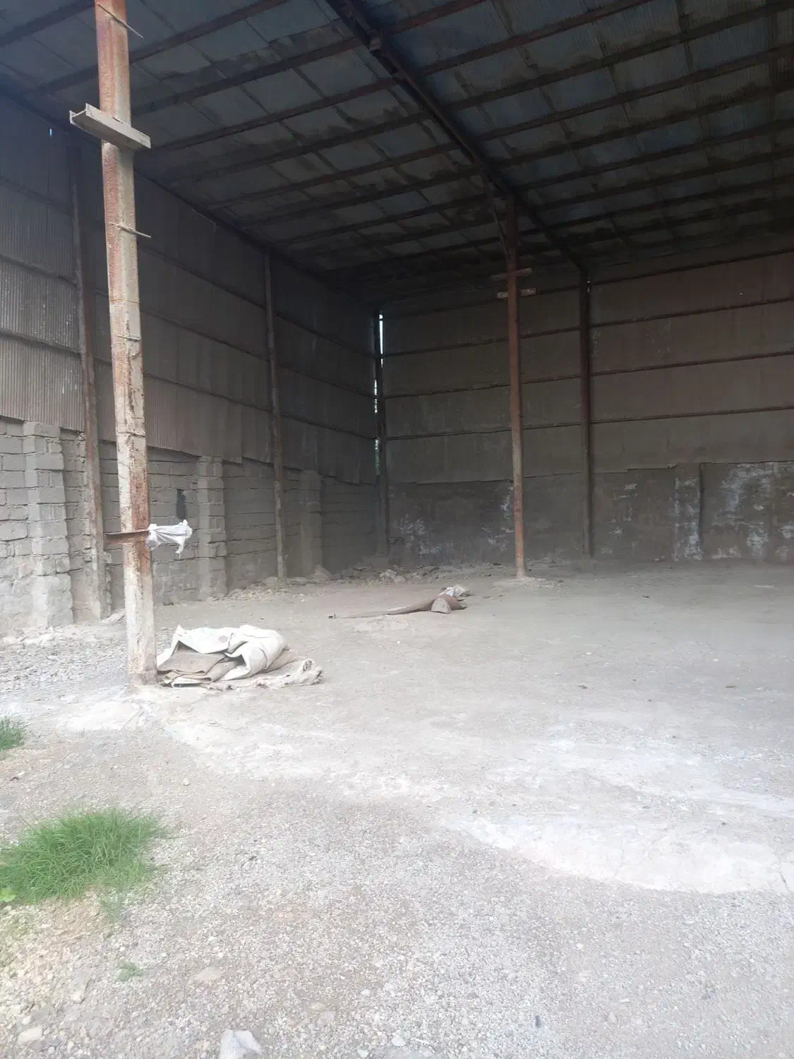 اجاره سوله وحیاط|اجارهٔ دفتر صنعتی، کشاورزی، تجاری|لوشان, |دیوار