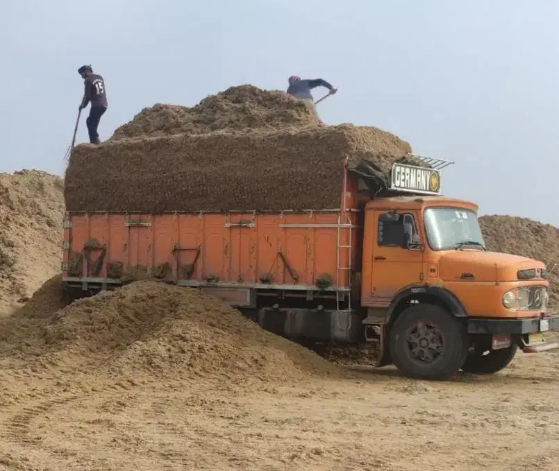 کاه گندم رفت کاه نیشکر آمده برداشت ۴۰۴|عمده‌فروشی|کرمانشاه, |دیوار