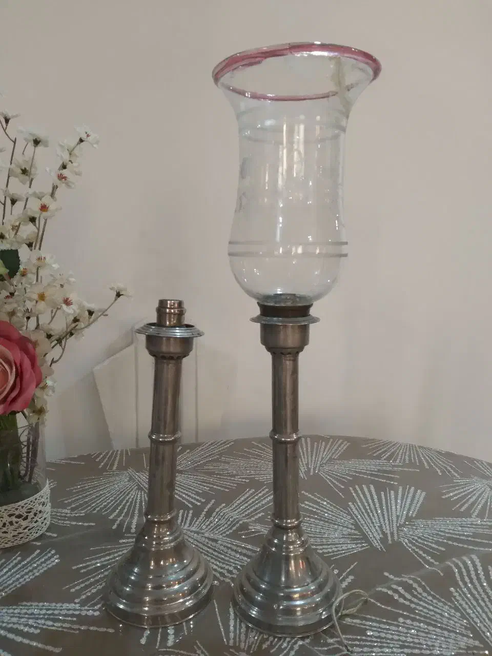 شمعدان قدیمی شمعدون لاله عتیقه|کلکسیون اشیاء عتیقه|مشهد, کوثر|دیوار