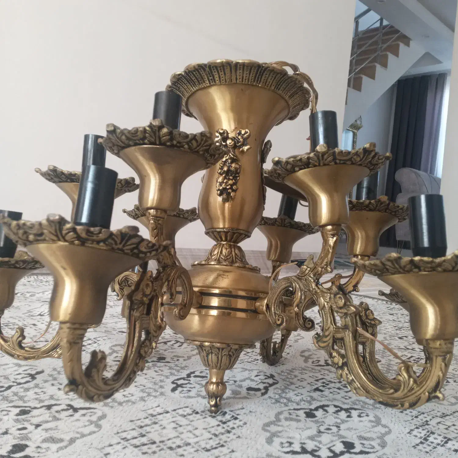 لوستر برنزی سنگین|لوستر و چراغ آویز|رباطکریم, الارد|دیوار