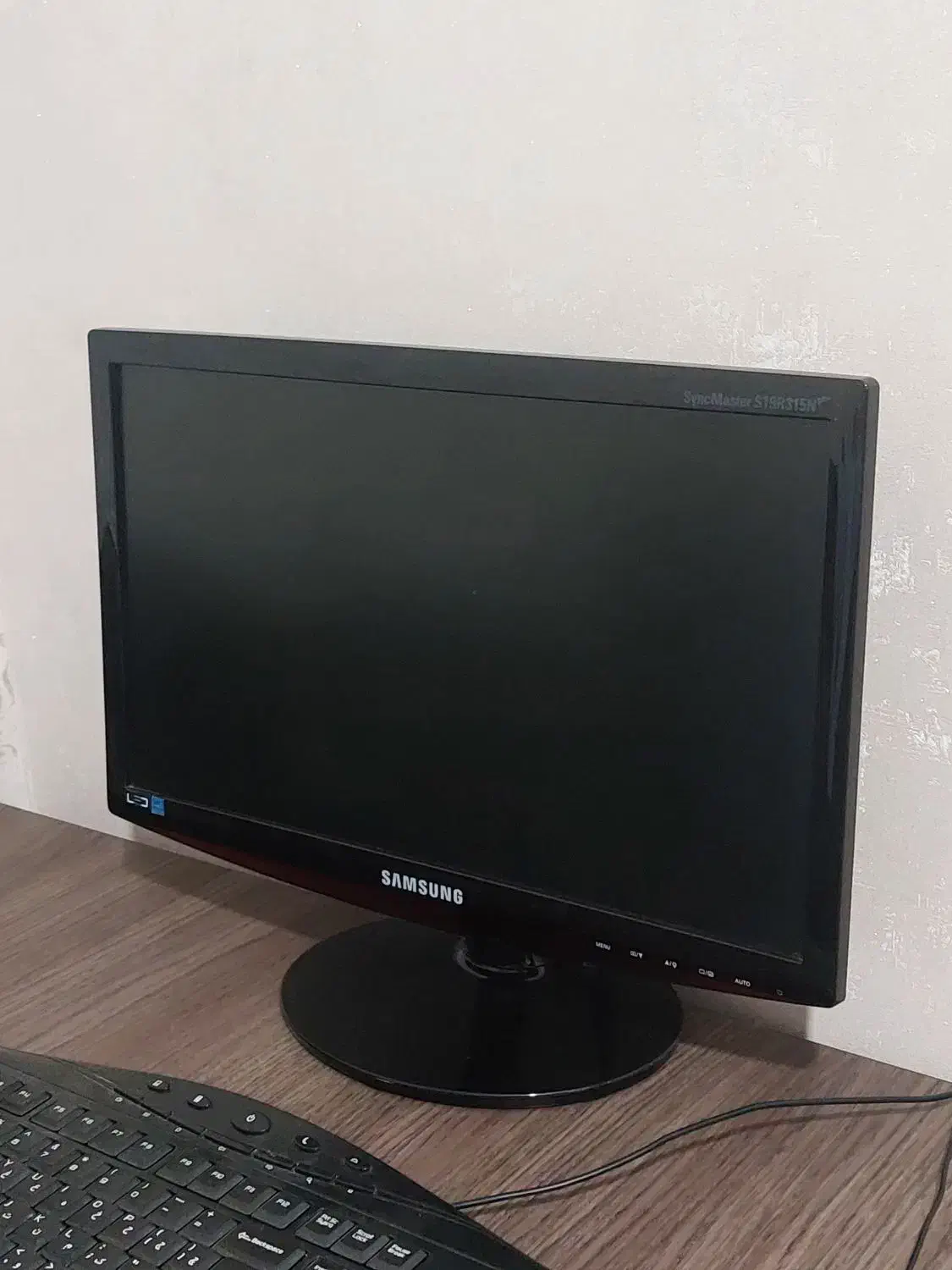 مانیتور LED 19 inch سامسونگ|قطعات و لوازم جانبی رایانه|تهران, اوقاف|دیوار