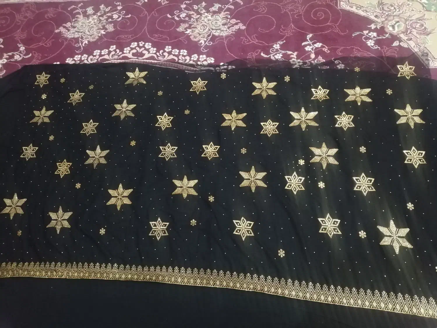 یک عددشال خوسی|لباس|گله دار, |دیوار