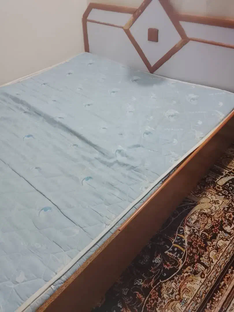 تخت|تخت و سرویس خواب|آستانه اشرفیه, |دیوار