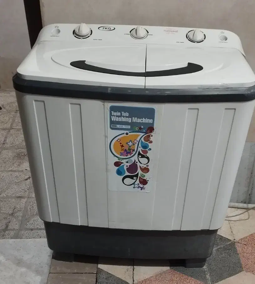 لباسشویی 7کیلویی ناسیونال|ماشین لباسشویی و خشک‌کن لباس|شیراز, محراب|دیوار