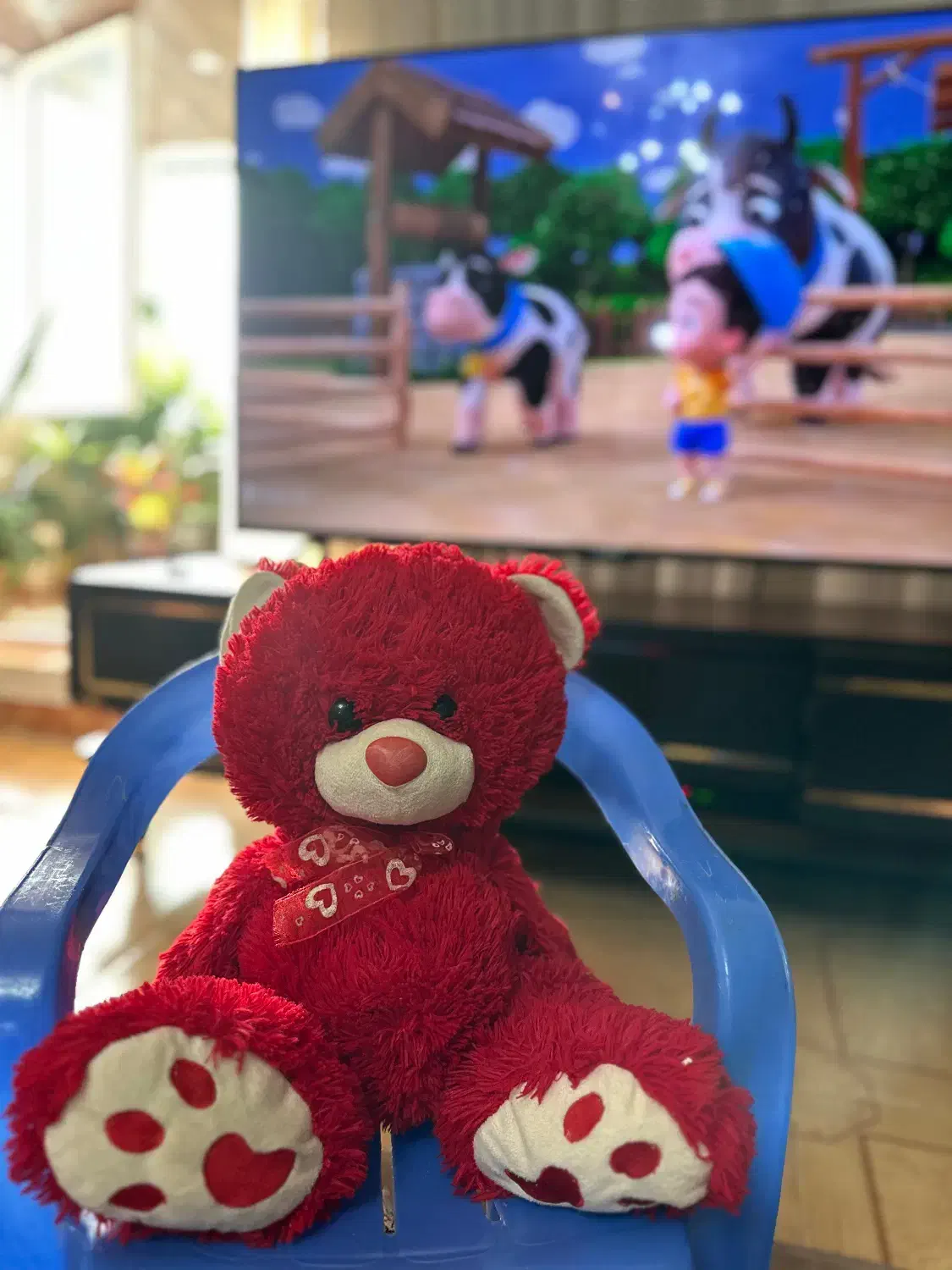 عروسک|اسباببازی بچه|رشت, کوی طالقانی|دیوار