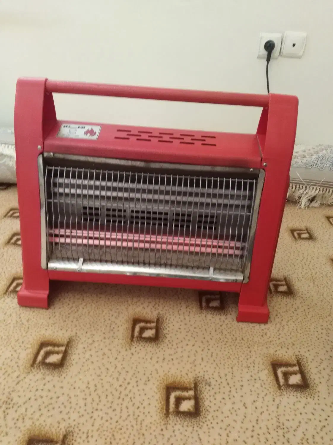 بخاری برقی فن دار مدل 2000 مارک آراسته|بخاری، هیتر، شومینه|شیراز, شیخ روزبهان|دیوار