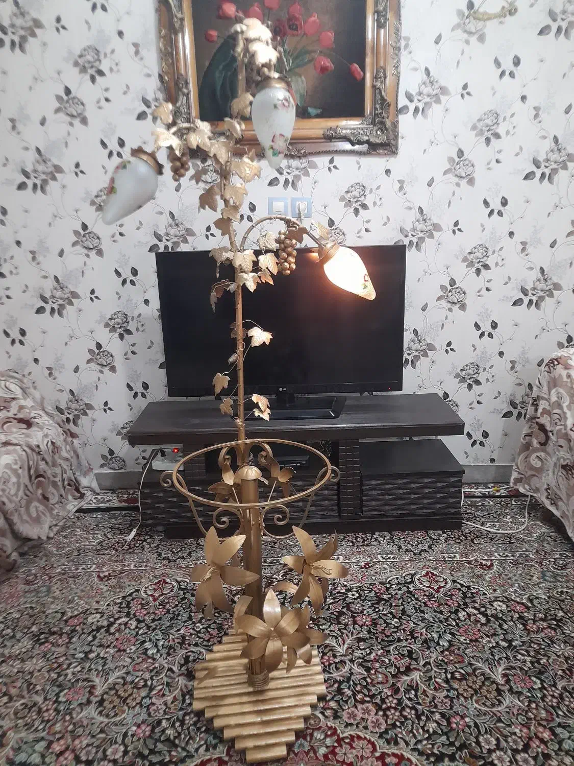 شب خواب پایه بلند انگوری|چراغ خواب و آباژور|بروجرد, |دیوار