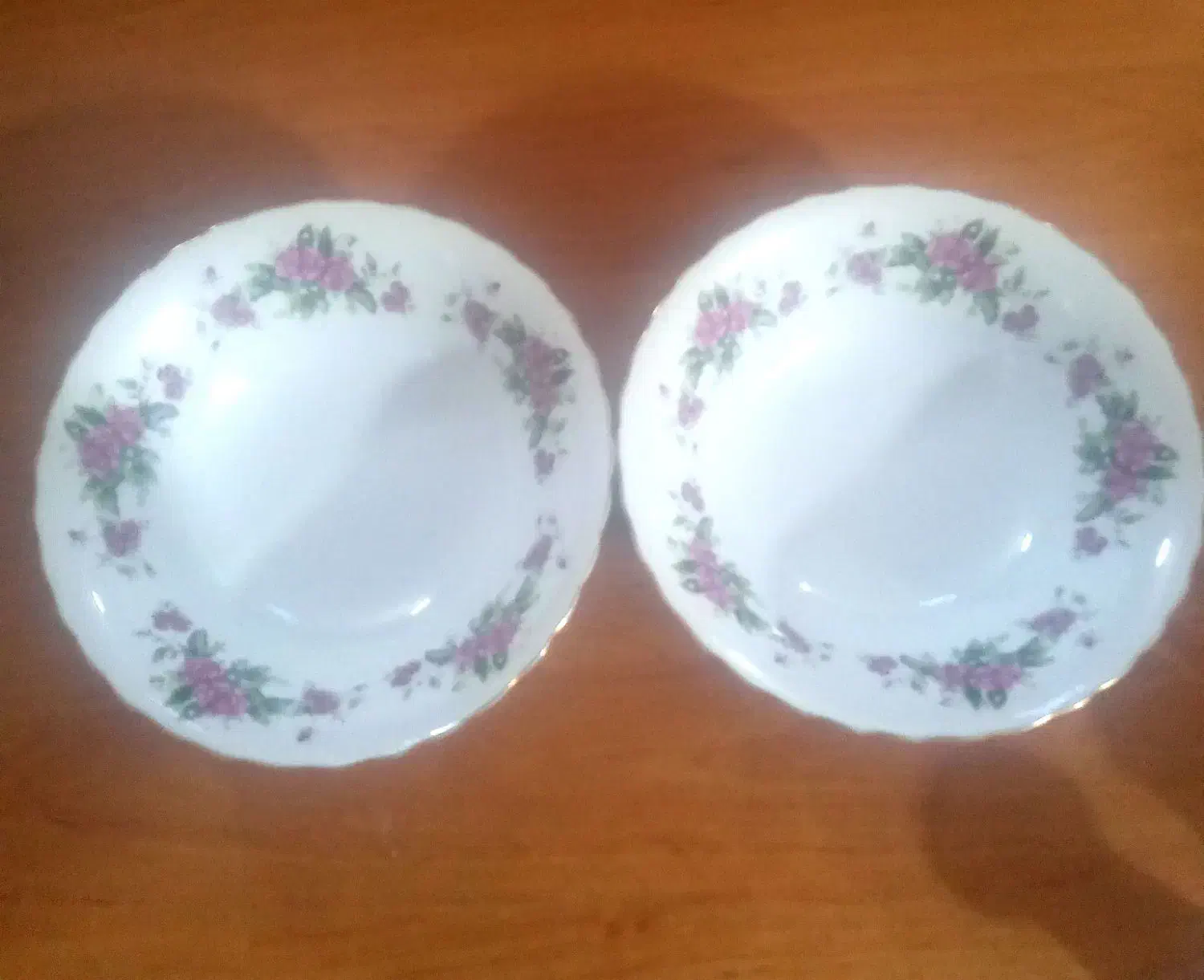 گل سرخ|کلکسیون اشیاء عتیقه|زنجان, |دیوار