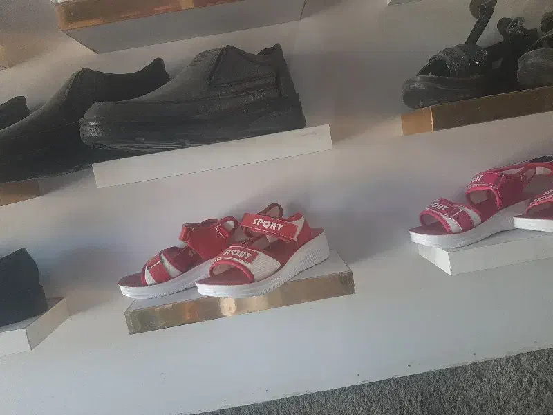 صندل ودمپایی|کیف، کفش، کمربند|سراوان, |دیوار