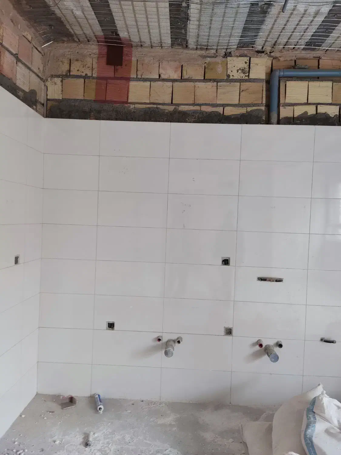 سرامیک کار|استخدام معماری، عمران و ساختمانی|قم, مسکن مهر|دیوار