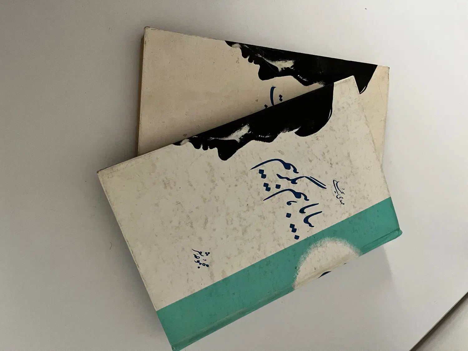 دو جلدشعرمهدی سهیلی و یک جلد بوستان سعدی|کتاب و مجله ادبی|تهران, بلوار کشاورز|دیوار