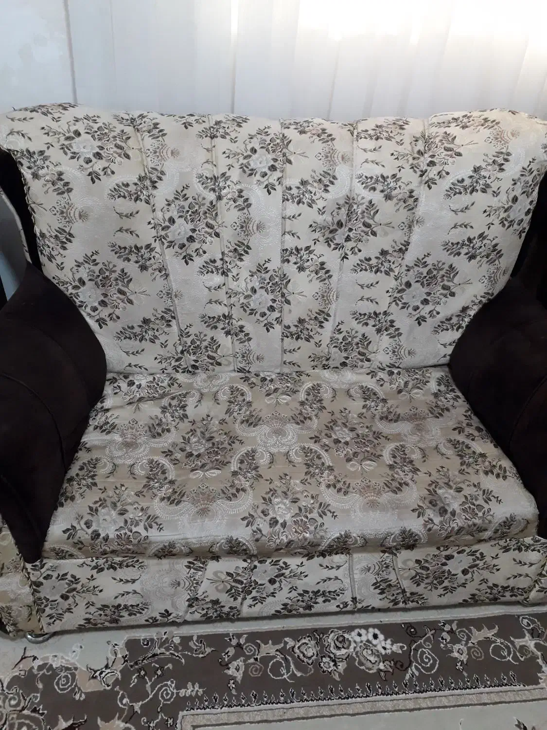 مبل۷نفره|مبلمان خانگی و میز عسلی|رشت, نخودچر|دیوار