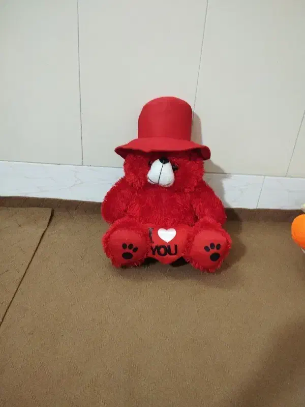 عروسک|اسباب‌‌بازی|ساوه, |دیوار