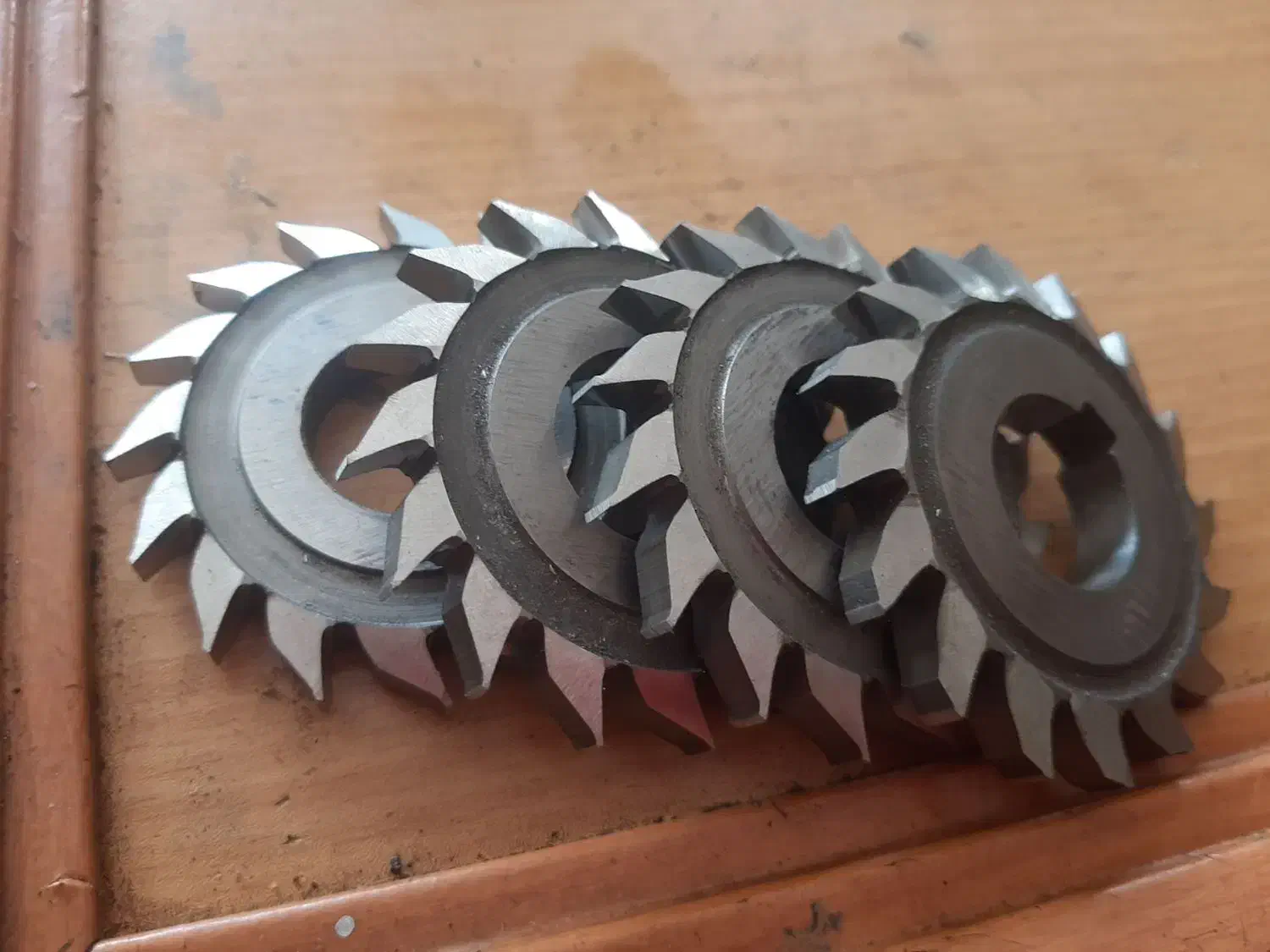 تیز و زاویه فرز الماس و HSS فرز پولکی و اره ای|خدمات پیشه و مهارت|کرج, مجتمع صنفی صنعتی|دیوار