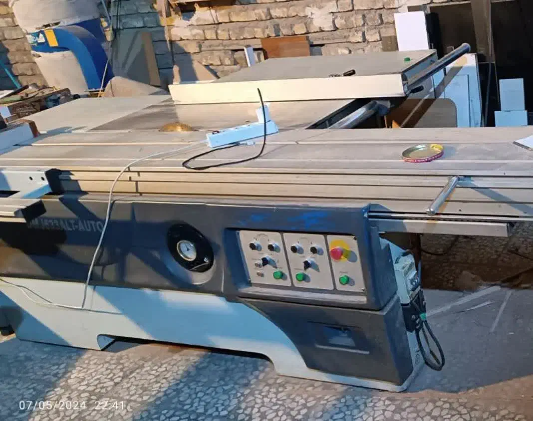 پنل بر.        دورکن.       ایتالیایی 320|ماشین‌آلات صنعتی|اصفهان, ملک‌شهر|دیوار