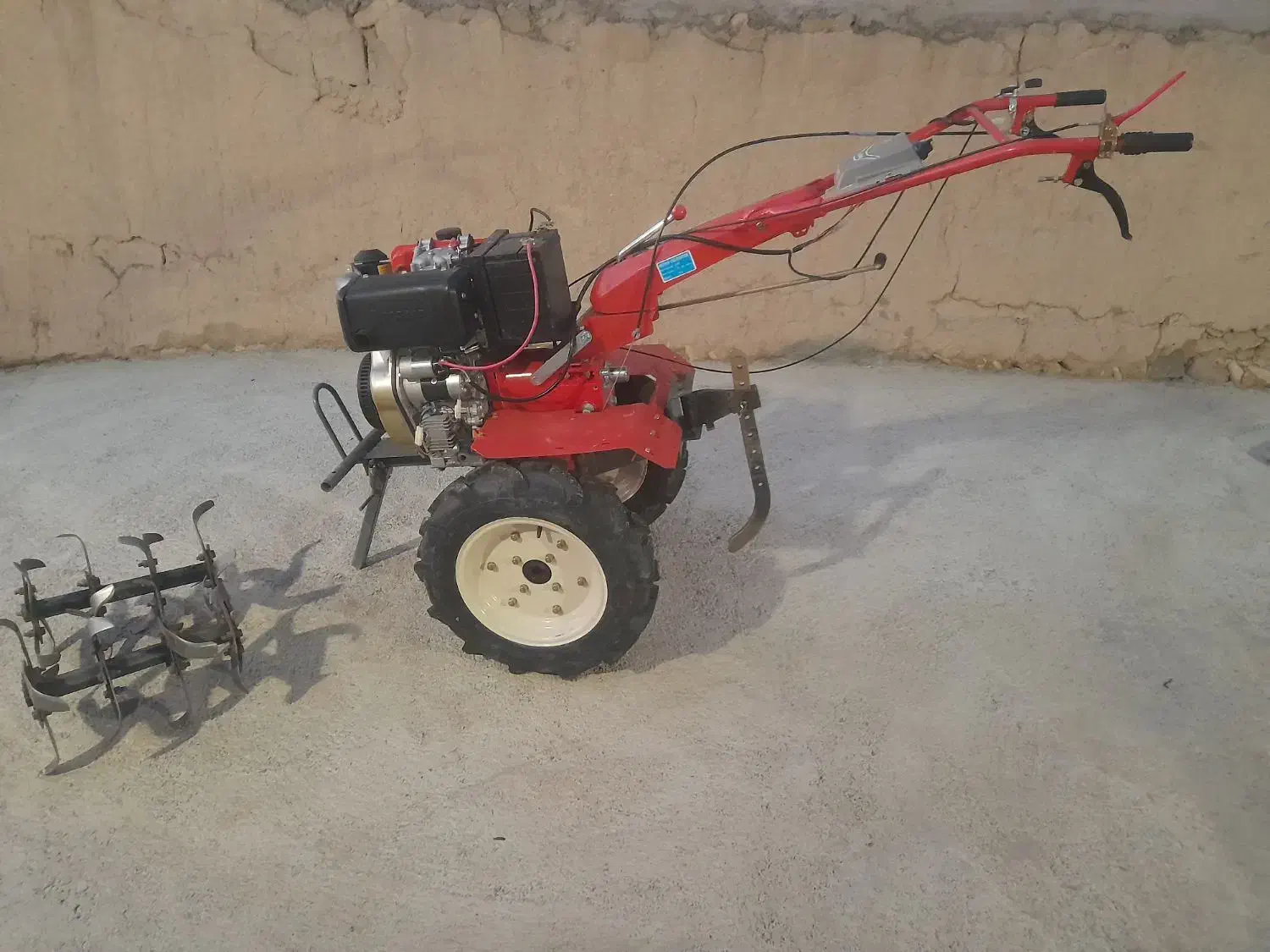 تیلر ۱۰ اسب کاما اورجینال|ماشین‌آلات صنعتی|زیویه, |دیوار