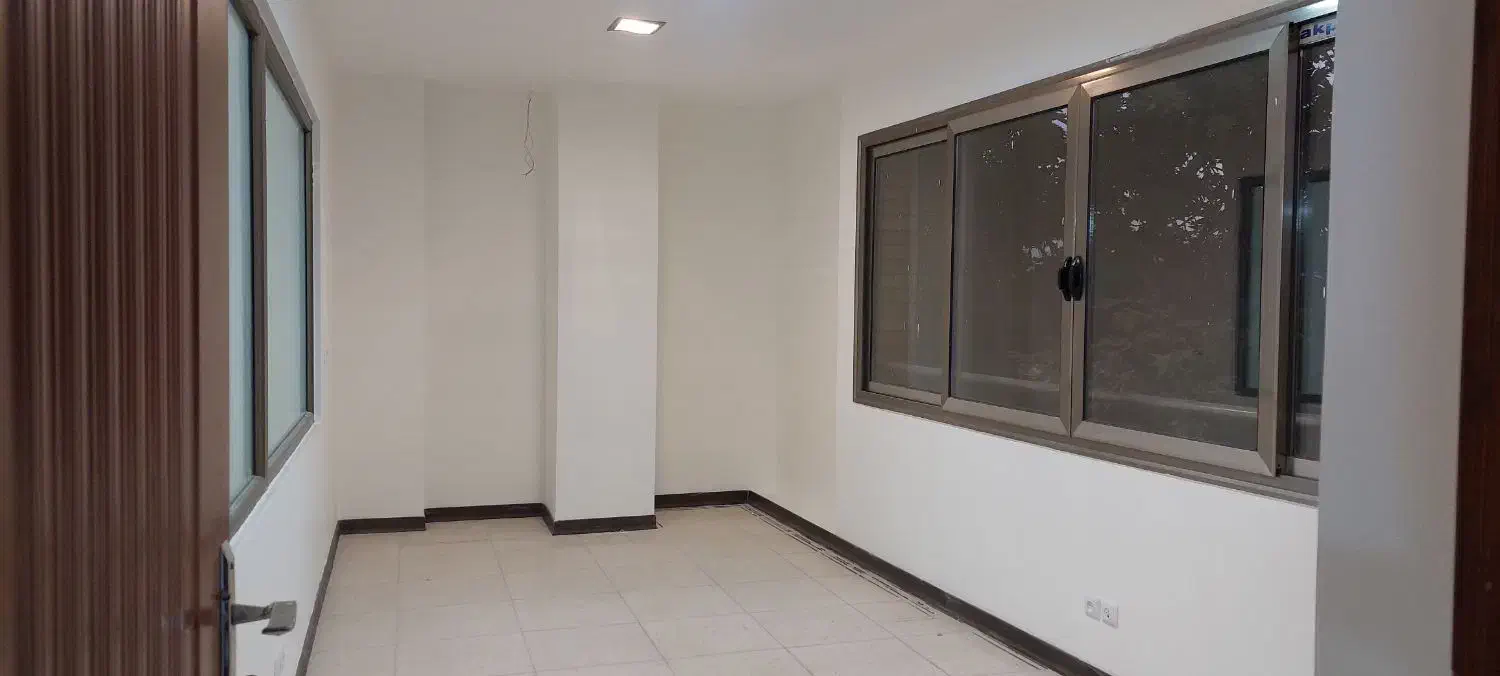 ۱۰۰متر دفتر کار تمیز وشیک شمس آبادی|اجارهٔ دفتر کار، اتاق اداری، مطب|اصفهان, شاهزاده ابراهیم|دیوار