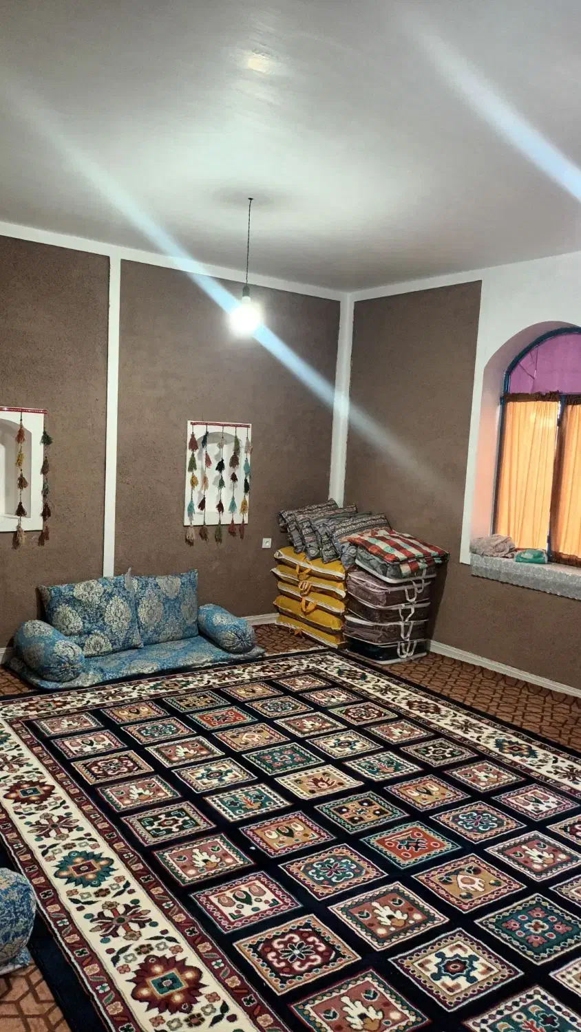 اقامتگاه سنتی مُروا|اجارهٔ کوتاه‌مدت آپارتمان و سوئیت|بافت, |دیوار