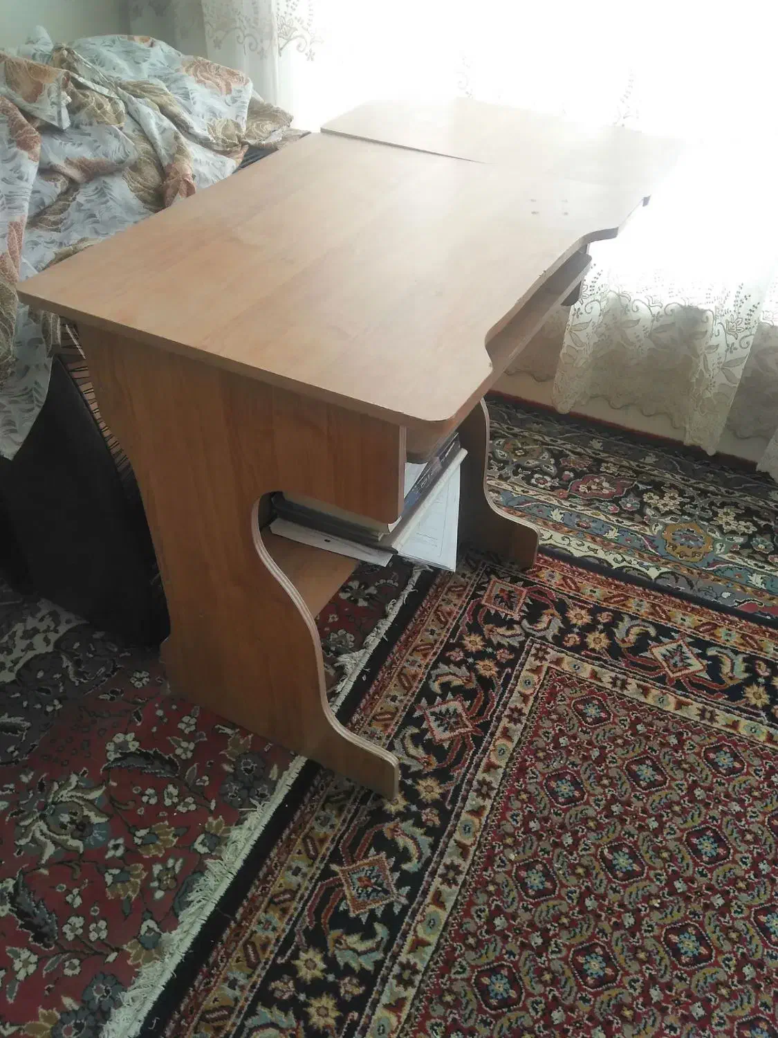 میز کامپیوتر|میز تحریر و کامپیوتر|تربت‌حیدریه, ۴۵ متری|دیوار