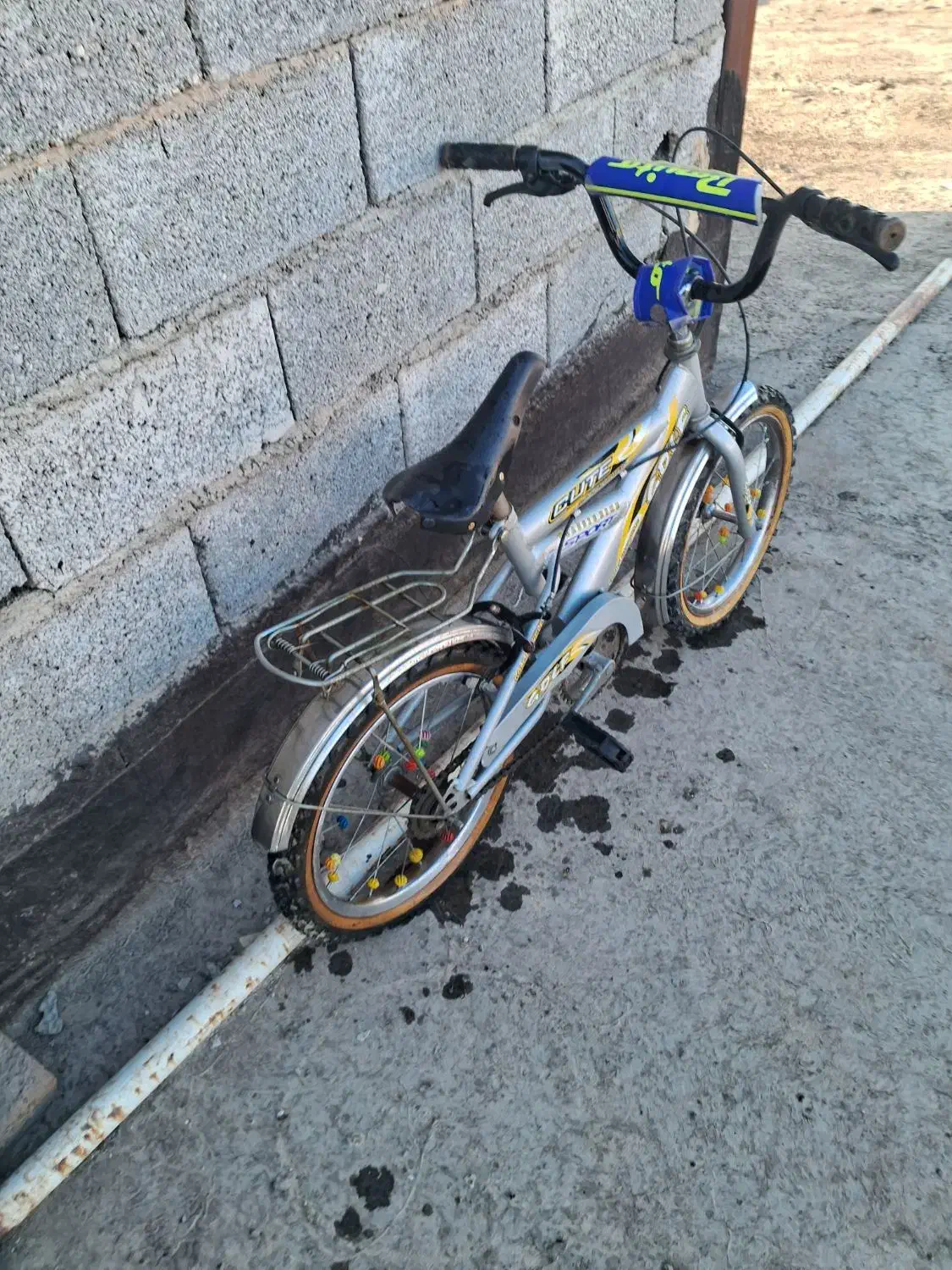 دوچرخه سایز ۱۶ تمیز در حدنو|دوچرخه، اسکیت، اسکوتر|محمدشهر, همایون ویلا|دیوار