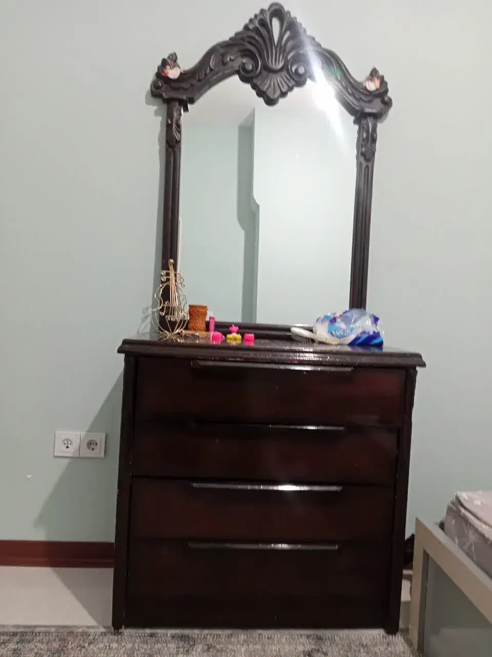 میزآرایش|جاکفشی، کمد، دراور|قم, انسجام|دیوار