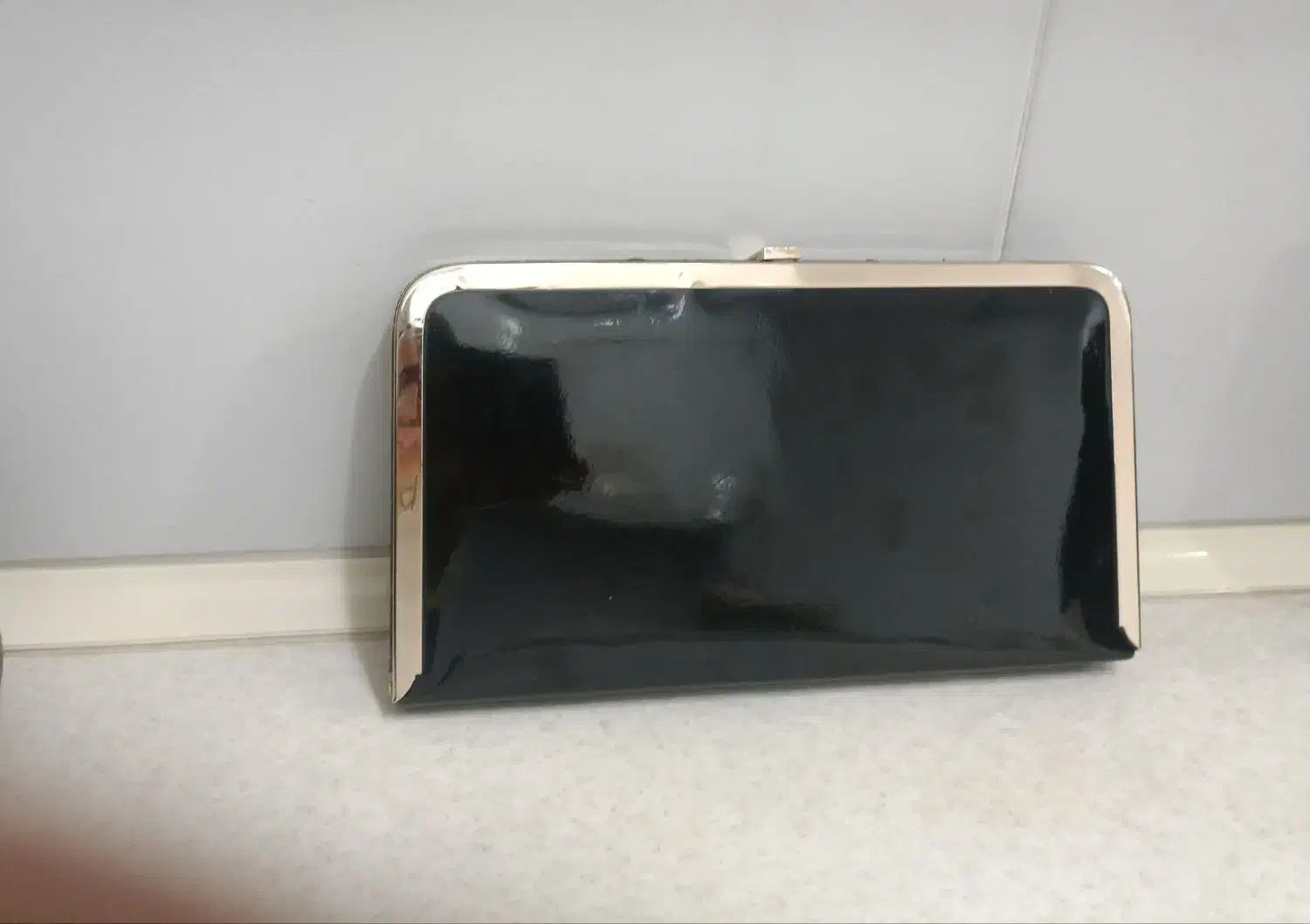 کیف کفش|کیف، کفش، کمربند|قم, چهار مردان|دیوار