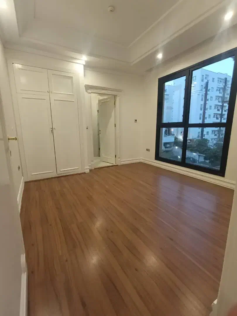 ۱۴۰ متر ولنجک/ فول مشاعات /۳ پارکینگ