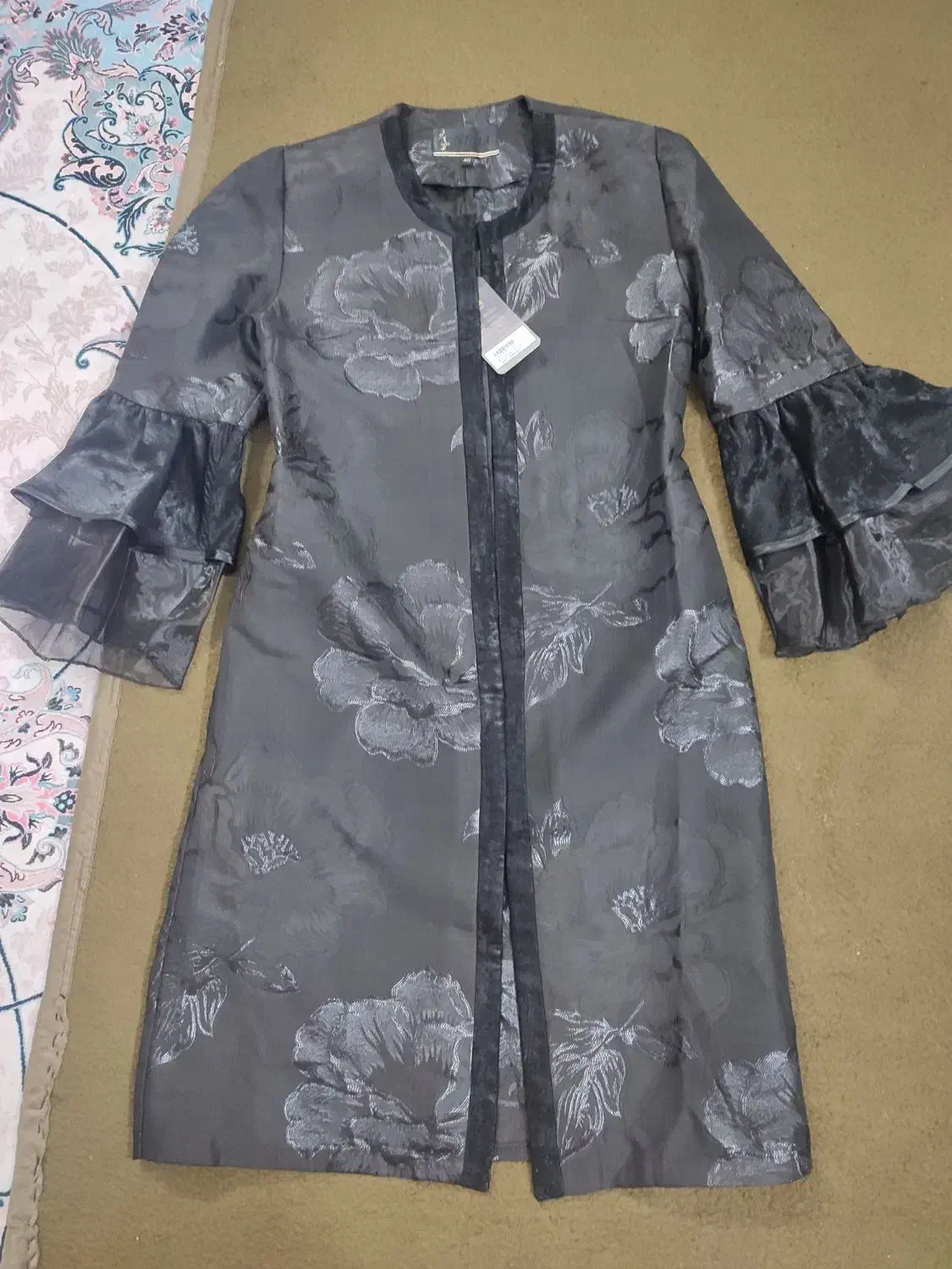 مانتو ژاکارد مجلسی سایز ۴۰ نو|لباس|قرچک, باقرآباد|دیوار